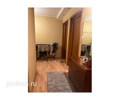 +79772636870  ушул номерге байланышыныздар!! Комнатага бир кыз керек!!!!