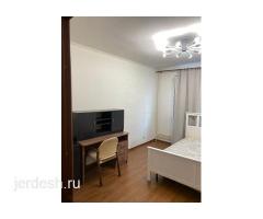 2-х ком квартирада, Комната Берилет